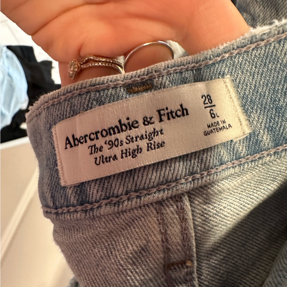 Abercrombie 90’s Straight